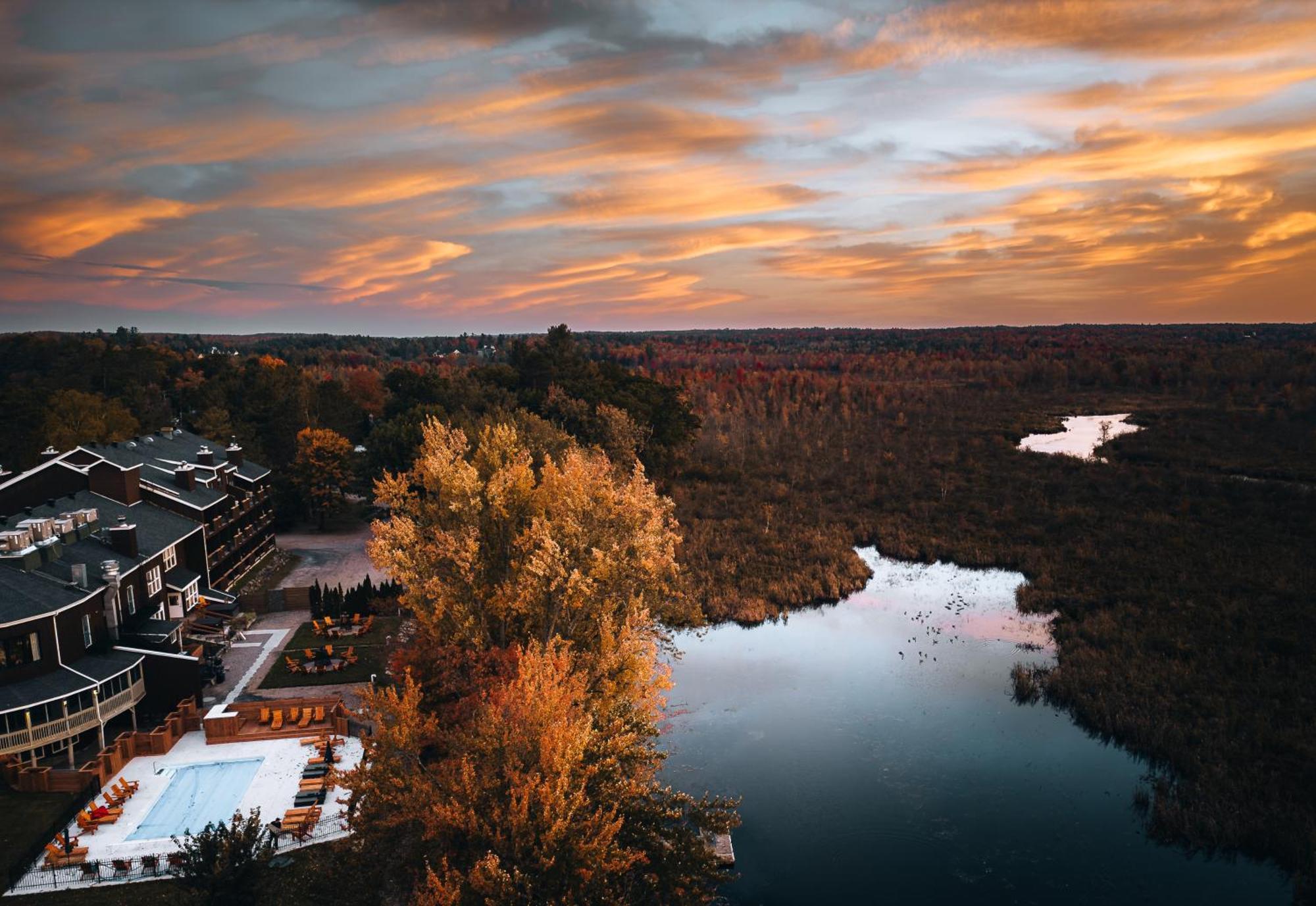 Hotel Lac Brome Лак-Бром Екстер'єр фото